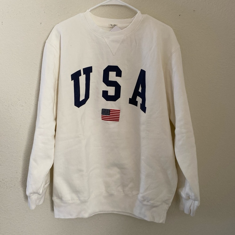 Brandy melville white oversized Erica USA sweatshirt